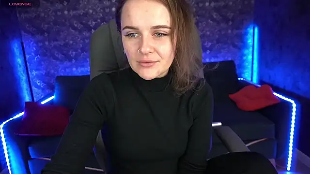 MaribelRiverr  online show from 03-03-25, 06:42