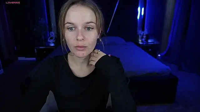 MaribelRiverr  online show from 09-20-25, 05:34
