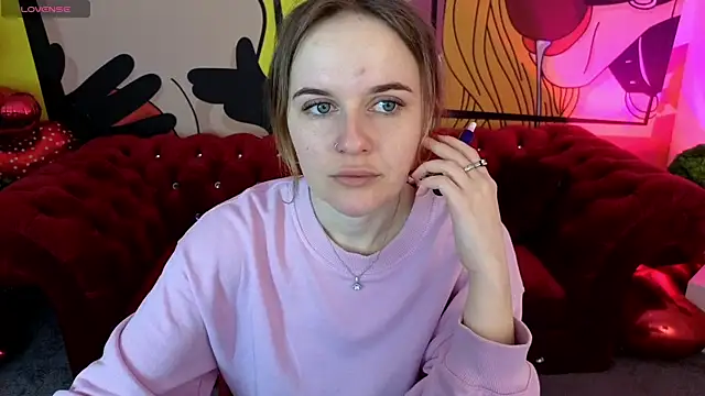 MaribelRiverr  online show from 04-11-26, 05:37