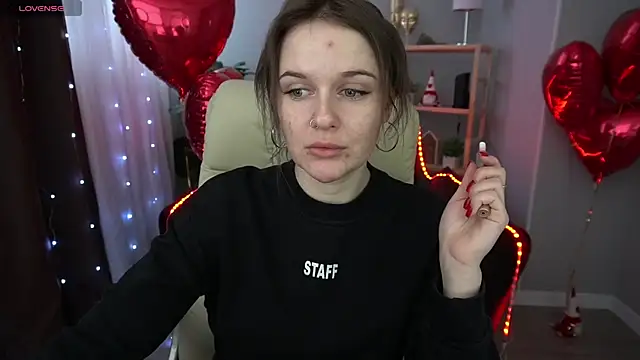 MaribelRiverr  online show from 02-15-25, 06:33