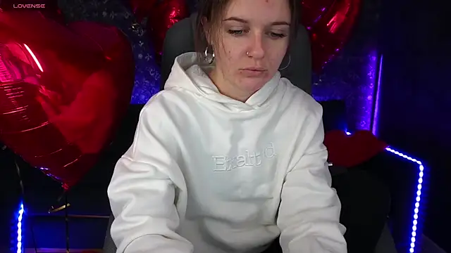 MaribelRiverr  online show from 02-14-25, 06:34
