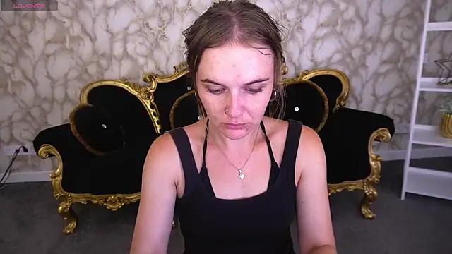 Snapshot of MaribelRiverr_ chatting on 07-24-26, 07:26 MaribelRiverr online show from 07-24-26, 07:26