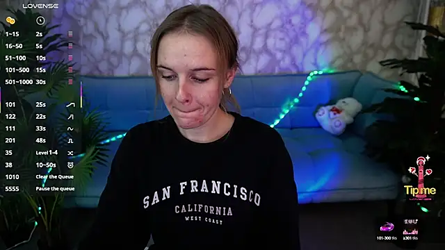 MaribelRiverr  online show from 10-05-25, 05:53