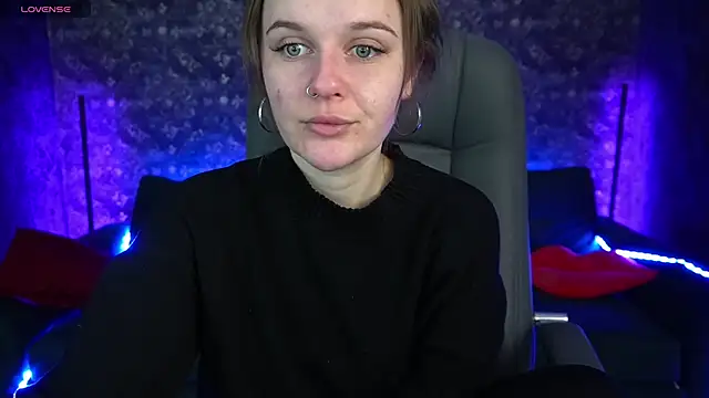 MaribelRiverr  online show from 02-25-25, 06:25