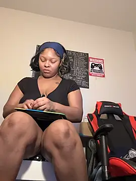 exotic  couple online show from 02-02-26, 10:31