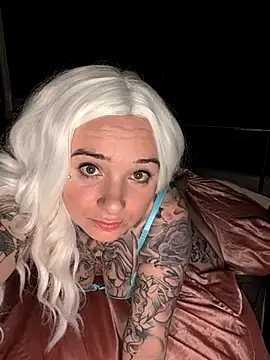 Alissabluesc online show from 10-08-25, 10:10