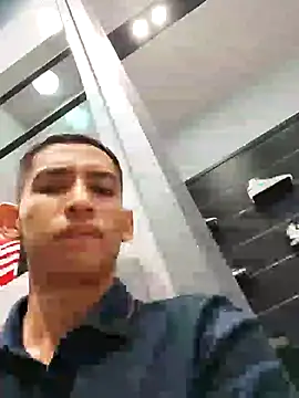 Snapshot of Juan_Vas chatting on 12-11-24, 07:46 Juan Vas online show from 12-11-24, 07:46