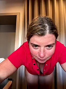 Snapshot of Lombada chatting on 10-19-25, 09:01 Lombada online show from 10-19-25, 09:01