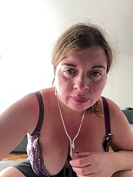 Lombada online show from 11-10-25, 01:27