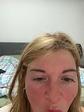 Lombada online show from 05-05-26, 04:04