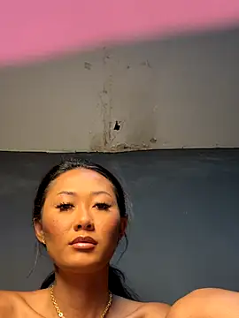 thai-dreamgirl online show from 11-17-25, 11:20