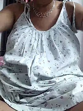 miss-Riy online show from 06-08-26, 05:35