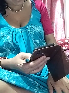 miss-Riy online show from 06-19-26, 05:02