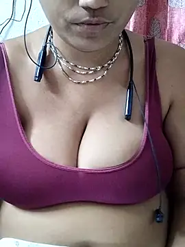 Snapshot of miss-Riy chatting on 07-28-26, 04:50 miss-Riy online show from 07-28-26, 04:50