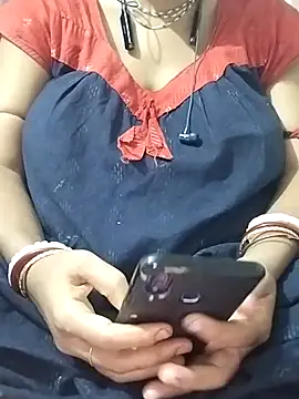 Snapshot of miss-Riy chatting on 07-13-26, 05:12 miss-Riy online show from 07-13-26, 05:12