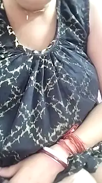 Snapshot of miss-Riy chatting on 02-14-25, 05:25 miss-Riy online show from 02-14-25, 05:25