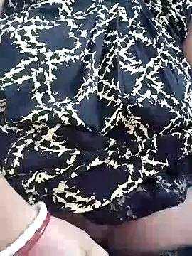 Snapshot of miss-Riy chatting on 03-07-25, 04:55 miss-Riy online show from 03-07-25, 04:55