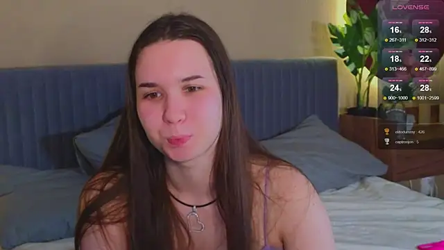 Snapshot of Roxie_Mils chatting on 12-30-24, 12:11 Roxie Mils online show from 12-30-24, 12:11