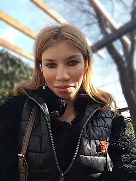 EvaRush online show from 03-15-26, 12:45