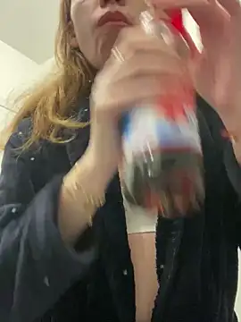 EvaRush online show from 02-16-25, 04:53