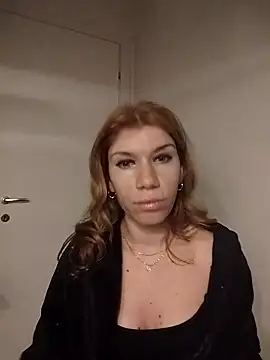 EvaRush online show from 11-26-25, 07:58