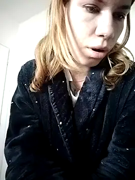 EvaRush online show from 11-06-25, 09:57