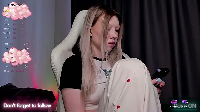 takeyourmolly online show from 03-13-26, 07:24