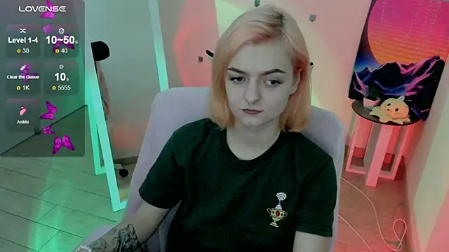 Fire Bestie online show from 03-18-25, 04:39