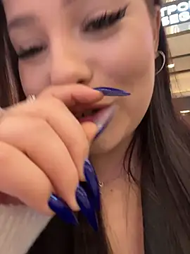 Chloe  Moon online show from 03-04-26, 02:14