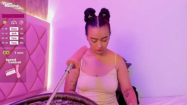 Snapshot of AntonellaQueenn chatting on 02-07-26, 11:29 AntonellaQueenn online show from 02-07-26, 11:29