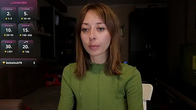 NinaNovalicious online show from 09-17-25, 07:10