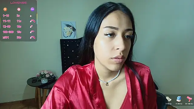 Snapshot of LilyMadisson_F_w chatting on 05-21-26, 08:50 LilyMadisson F w online show from 05-21-26, 08:50