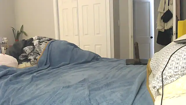 LauLauPAWG online show from 05-16-26, 01:26