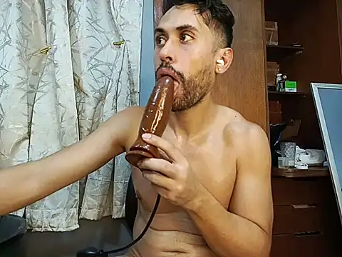 Snapshot of Raziel_X chatting on 02-01-25, 04:24 Raziel X online show from 02-01-25, 04:24