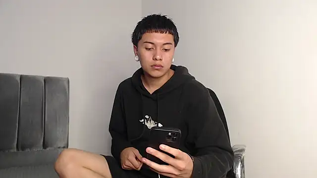 alex-lover online show from 12-19-25, 12:14