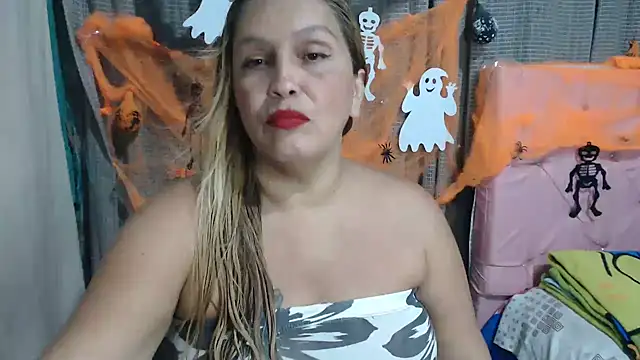 mom son dirty online show from 10-28-25, 11:03