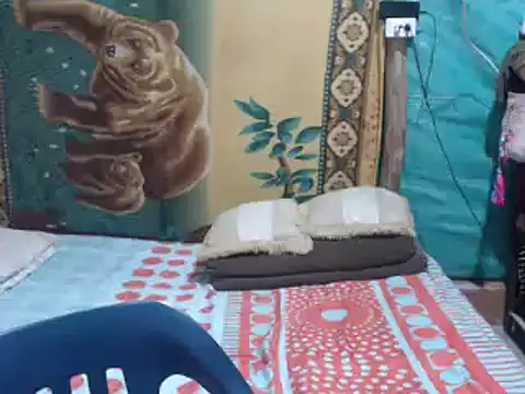 Snapshot of mom_son_dirty chatting on 10-07-25, 10:55 mom son dirty online show from 10-07-25, 10:55
