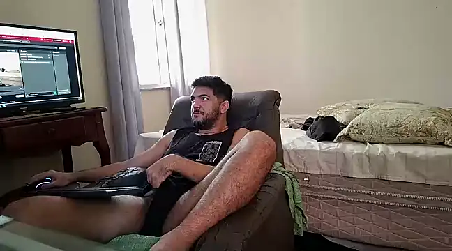 Snapshot of LUH133 chatting on 12-02-24, 05:21 LUH133 online show from 12-02-24, 05:21