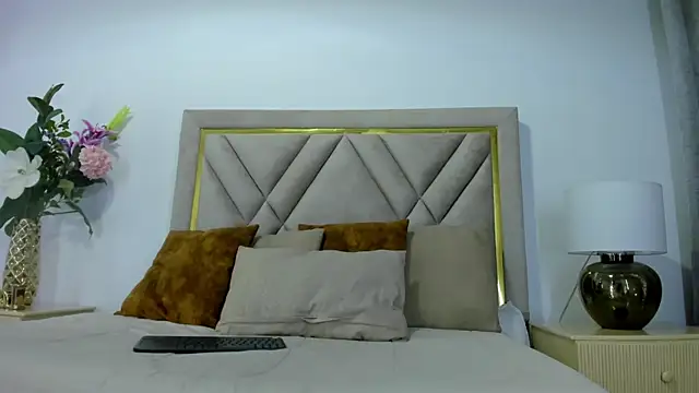 emily queen2 online show from 09-25-25, 06:36