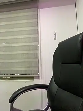 Milff parkerrr online show from 03-30-26, 09:49