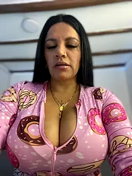 Snapshot of Milff_parkerrr chatting on 10-08-25, 02:13 Milff parkerrr online show from 10-08-25, 02:13