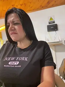 Snapshot of Milff_parkerrr chatting on 02-11-25, 03:40 Milff parkerrr online show from 02-11-25, 03:40