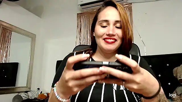 Snapshot of Baby_hornyJM chatting on 05-03-26, 04:06 Baby hornyJM online show from 05-03-26, 04:06