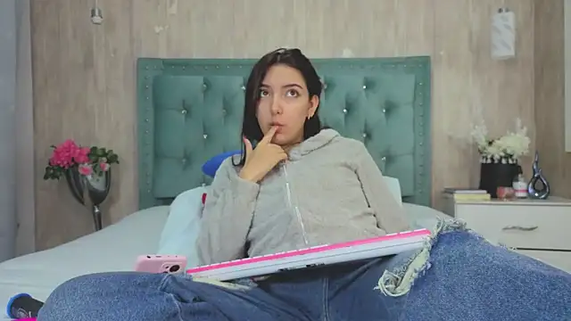 Marcelaa fox online show from 09-20-25, 09:20