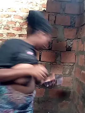 Snapshot of Sassy_boobs21 chatting on 02-28-26, 05:29 Sassy boobs21 online show from 02-28-26, 05:29