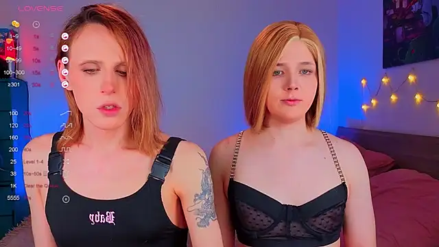  yourFoxy  online show from 04-25-26, 07:22