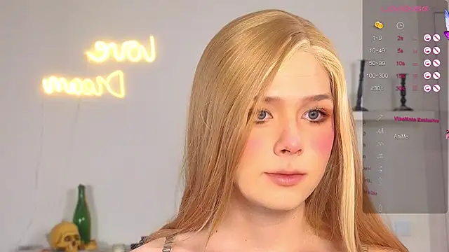  yourFoxy  online show from 10-16-25, 11:40