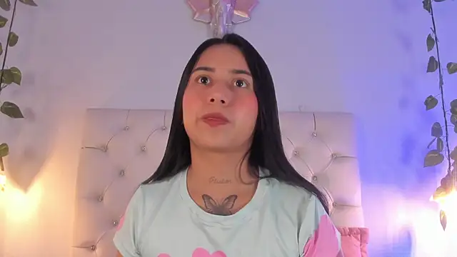 Isabella Flowers online show from 10-17-25, 08:54
