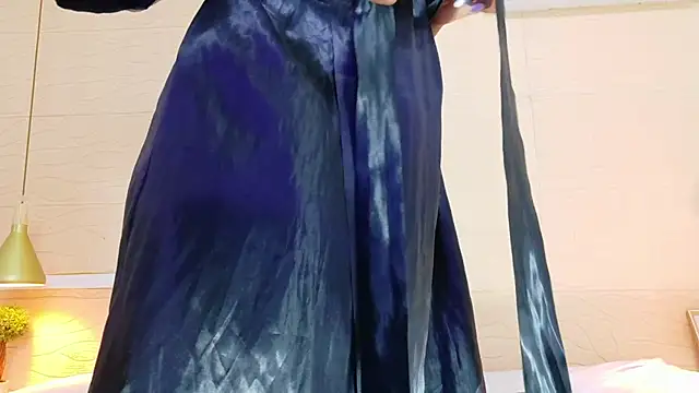 Chocolatte bar online show from 02-26-25, 07:53