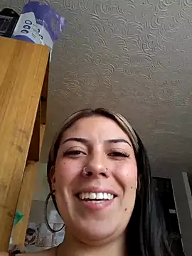 Snapshot of Sweel_Leyva18 chatting on 11-26-25, 07:25 Sweel Leyva18 online show from 11-26-25, 07:25